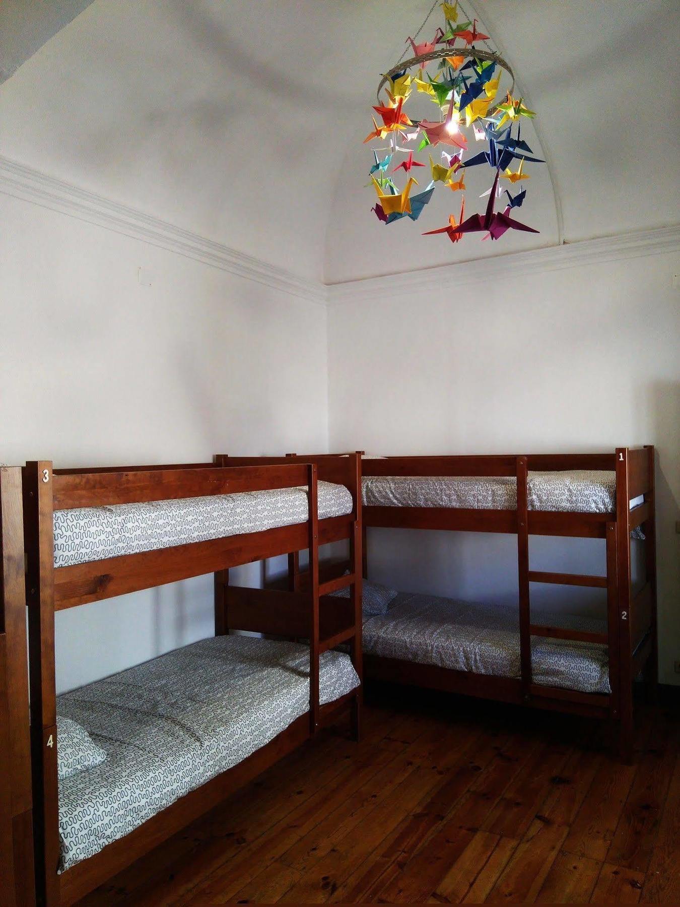 Hostel Raymundo Evora Exterior photo