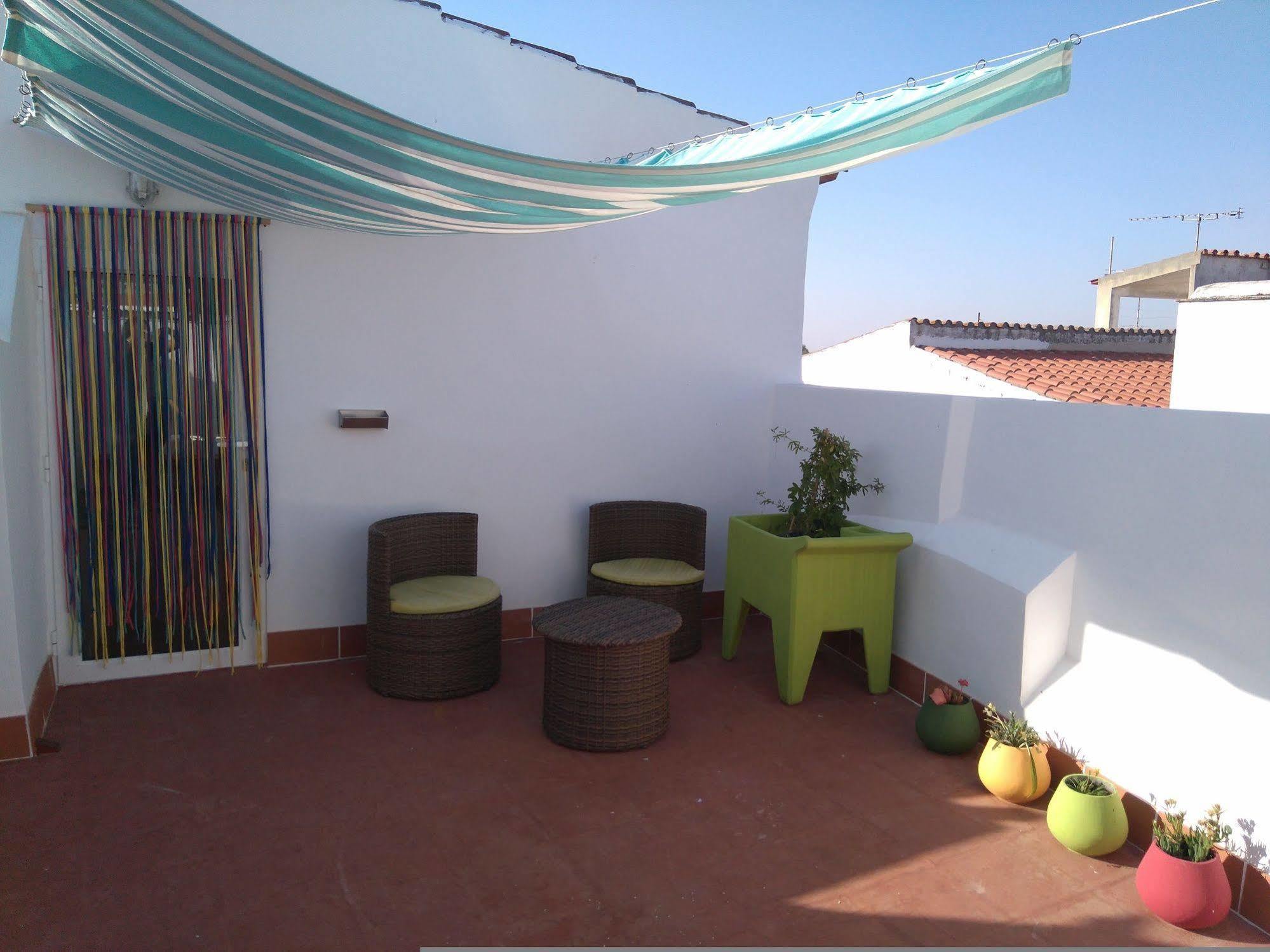 Hostel Raymundo Evora Exterior photo
